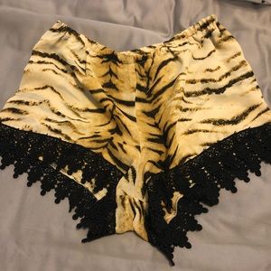 SMYM Tiger Bri Lacey Short